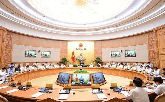 Đẩy mạnh phân cấp QLNN giữa Chính phủ và chính quyền địa phương cấp tỉnh