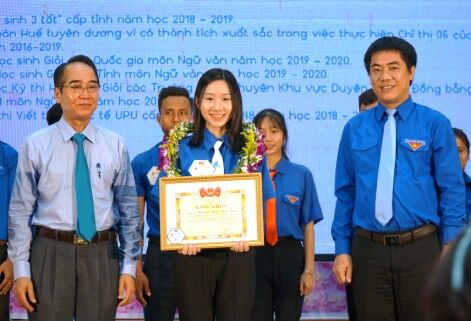 Các tỉnh, thành Miền Trung tuyên dương thanh niên tiên tiến làm theo lời Bác