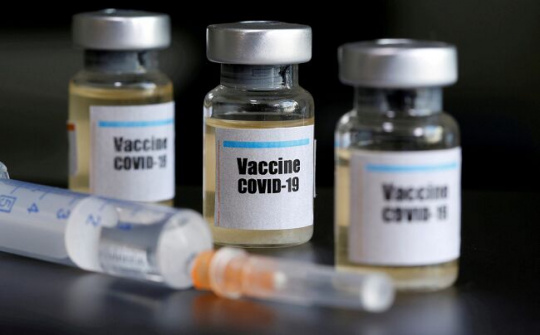 Ví Covid-19 như 'Chernobyl của Trung Quốc, Mỹ tuyên bố sẽ thắng trong cuộc đua vaccine