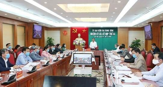 Thông cáo kỳ họp thứ 44 của Ủy ban Kiểm tra Trung ương xem xét thi hành kỷ luật