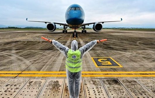 Tiếp tục tổ chức các chuyến bay đưa công dân Việt Nam về nước