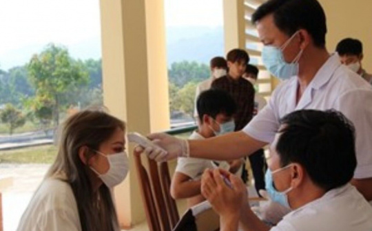 Giám sát y tế đối với người nước ngoài nhập cảnh vào Việt Nam tại TP Đà Nẵng.