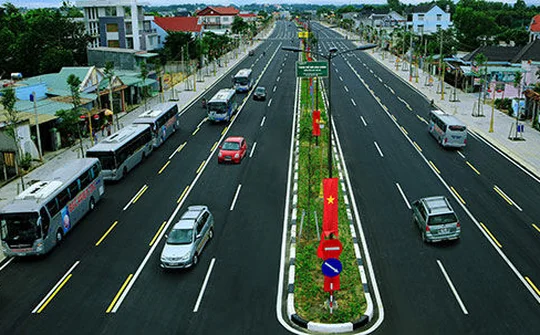 Từ 0h ngày 8/5 các phương tiện vận tải hành khách hoạt động bình thường trở lại