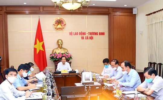 Bao nhiêu tiền trong gói hỗ trợ 62.000 tỷ đồng đã tới tay người dân?