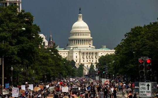 Nước Mỹ chuyển mình vì cái chết của George Floyd