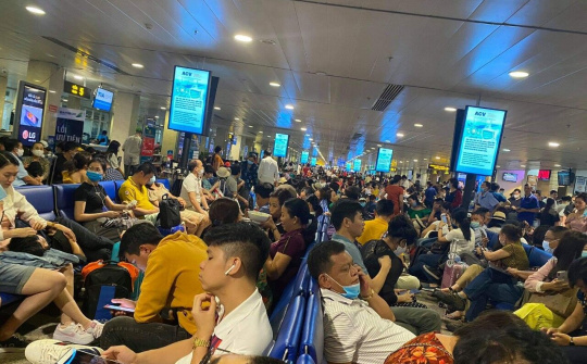 Tân Sơn Nhất thất thủ sau sự cố lệch đường băng của máy bay hãng  Vietjet