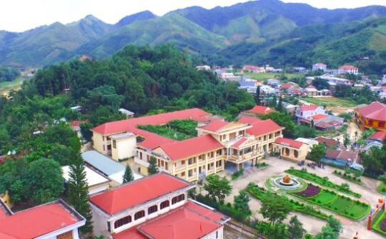 Quảng Nam - Du lịch về miền Đông Giang