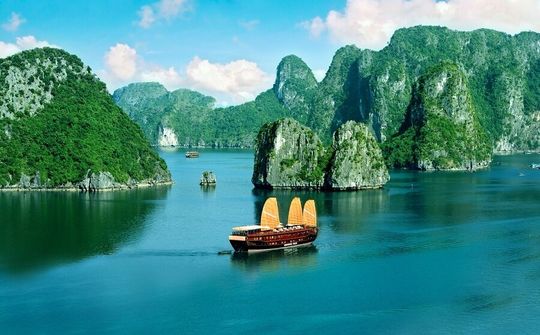 Quy hoạch “sức chứa” để phát triển du lịch
