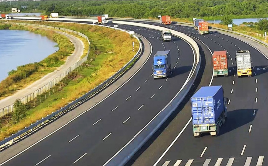 Việt Nam cần hoàn thiện giao thông để thúc đẩy cơ hội bất động sản mới