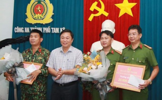 Quảng Nam - Khen thưởng nóng các lực lượng bắt giữ Triệu Quân Sự