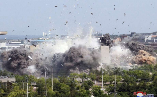 'Ngoại giao tiếng nổ' của Triều Tiên