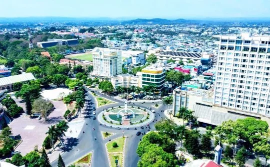 TP. Buôn Ma Thuột: Đô thị hóa giữa không gian xanh