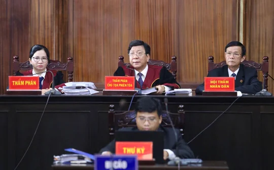 Giải quyết khiếu nại, tố cáo trong Tòa án nhân dân