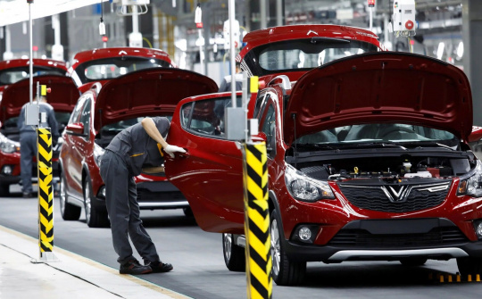 Quy định mức thu lệ phí trước bạ đối với ô tô sản xuất, lắp ráp trong nước