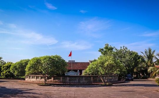 Về Hưng Yên nhớ ghé thăm đền thờ bà Hoàng Thị Loan