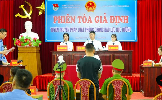 Viện Kiểm sát Nhân dân tỉnh Nam Định tổ chức phiên tòa giả định vụ án bạo lực học đường
