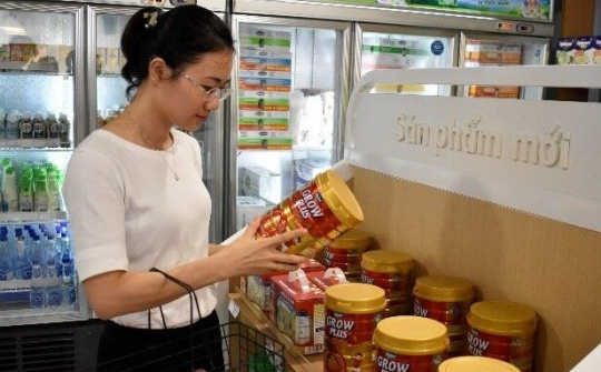 Vinamik ra mắt sản phẩm tạo đột phá: Sữa bột trẻ em có bổ sung tổ yến