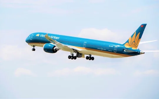 PM okays resumption of Viet Nam-China flights