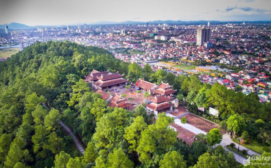 Thành phố Vinh chú trọng mũi thương mại dịch vụ gắn du lịch