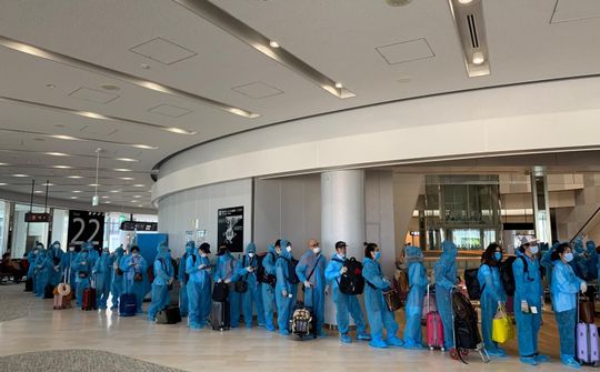 Đưa 350 công dân Việt Nam mắc kẹt tại Nhật Bản về nước an toàn