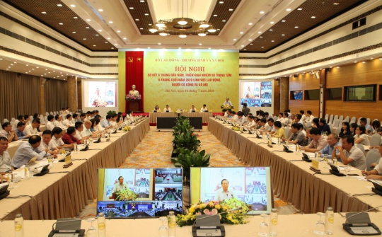 Nỗ lực vượt qua khó khăn, chủ động nắm bắt cơ hội việc làm