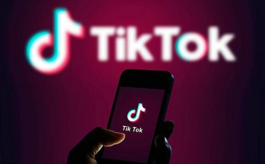 Thế giới tuần qua: Nhấn mạnh thượng tôn pháp luật