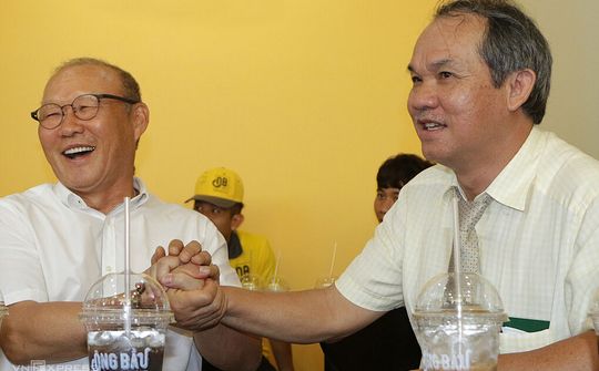 HLV Park: ‘Bất cứ khi nào bầu Đức cần, tôi đều có mặt’