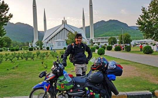 Trần Đặng Đăng Khoa: 1111 ngày, 80.000km, 7 châu lục, 65 nước, 1 hành trình