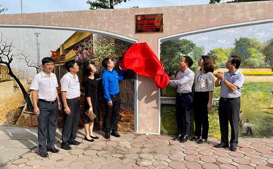 Quận Đống Đa: Hoàn thành 21 công trình “Tranh tường bích họa” với diện tích hơn 1.200m2