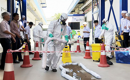 Sử dụng hóa chất trong sản xuất công nghiệp: Chủ động phòng ngừa sự cố