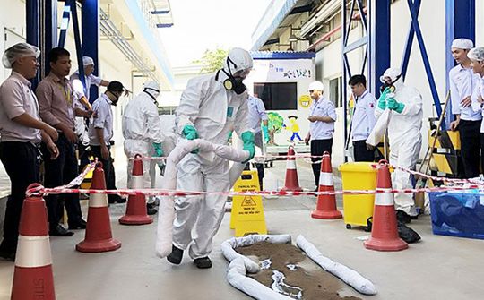 Sử dụng hóa chất trong sản xuất công nghiệp: Chủ động phòng ngừa sự cố