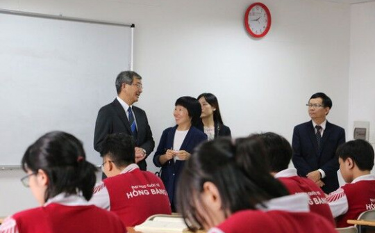 Tổng lãnh sự Nhật Bản thăm Trường Đại học Quốc tế Hồng Bàng