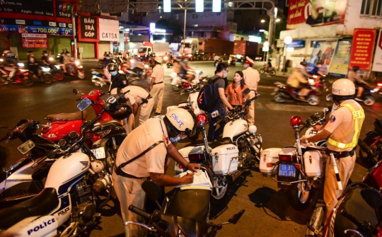 PC08 TP.HCM mở cao điểm bảo đảm trật tự an toàn giao thông, trật tự xã hội