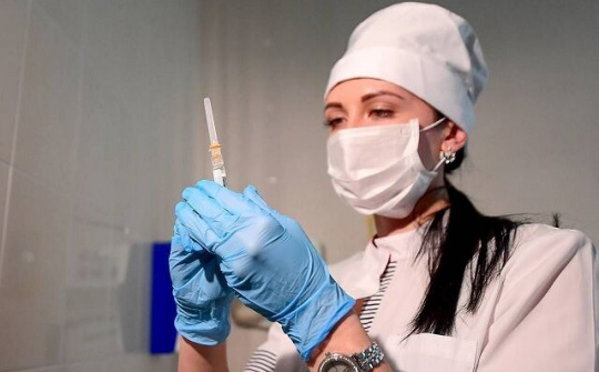 Nga nỗ lực cho ra đời vaccine Covid-19 đầu tiên trên thế giới