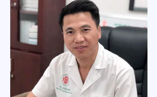 PGS.TS Lê Văn Đoàn: Hết lòng vì người bệnh