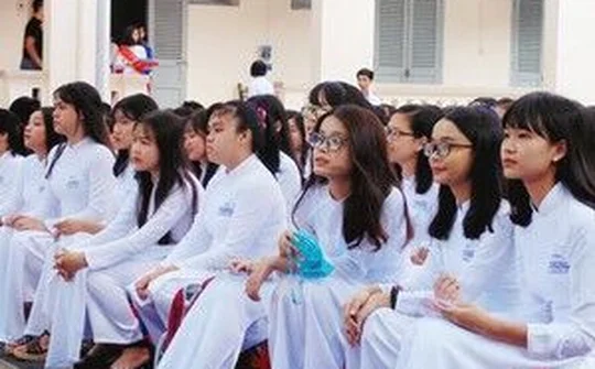 Đánh giá tổng thể về trường chuyên, đề ra định hướng căn bản
