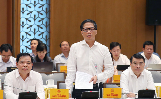Bộ trưởng Trần Tuấn Anh nêu giải pháp phát triển nội nhu, thúc đẩy xuất khẩu
