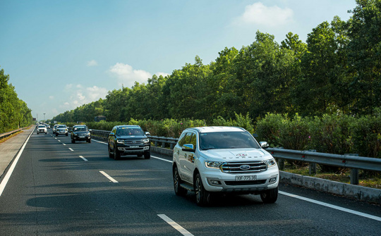 An tâm chăm sóc bản thân trong mùa dịch khi đã có Ford bảo vệ nội thất xe của bạn