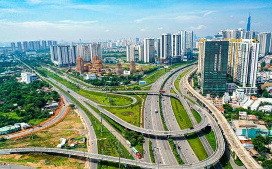 Việt Nam trở thành 'miền đất hứa' thu hút các doanh nghiệp FDI