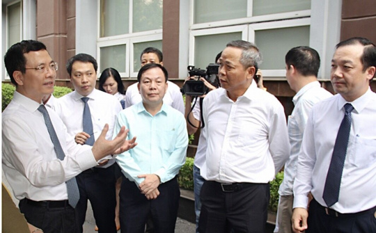 Đường lớn đã mở