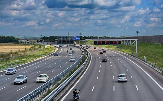 Bộ Tài chính: Giảm 10-30% phí sử dụng đường bộ