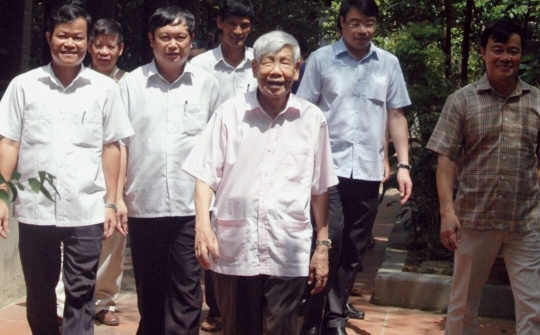 Kỷ niệm nhớ mãi với bác Lê Khả Phiêu