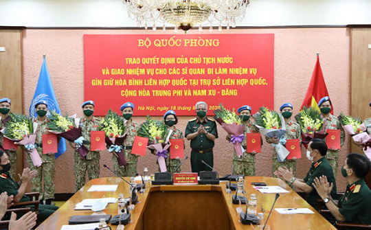 Việt Nam tiếp tục cử 10 sĩ quan làm nhiệm vụ quốc tế