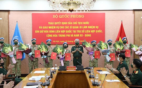 Việt Nam tiếp tục cử 10 sĩ quan làm nhiệm vụ quốc tế
