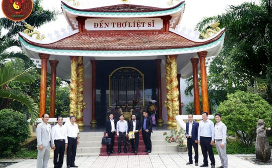 Trùng tu công trình “Đền thờ liệt sỹ thị trấn Giồng Trôm”