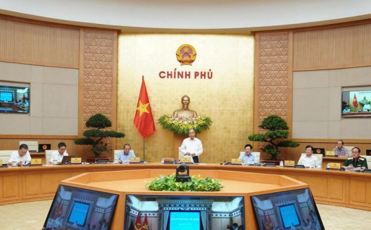 Xử lý triệt để các ổ dịch; không để đứt gãy các hoạt động KT-XH