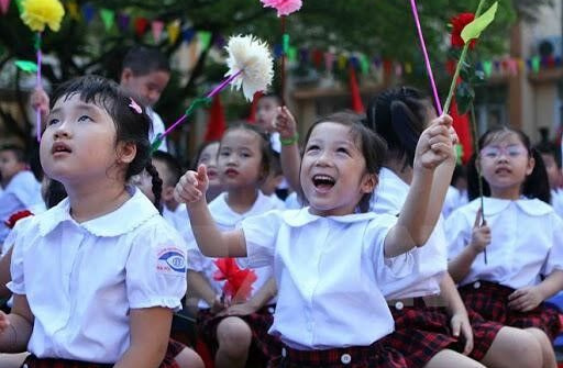 Hàng ngàn trẻ em có nguy cơ "không được vào lớp 1" vì không có hộ khẩu tại TP.HCM !