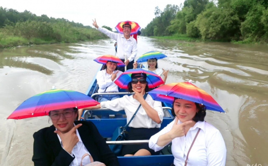 Săn "mây" Trà Sư