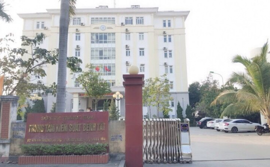 Thanh Hóa xác định 7 người đi cùng chuyến xe với bệnh nhân 566 ở Thái Bình