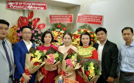 Bùng nổ “kỷ nguyên” học trực tuyến và xu thế toàn cầu